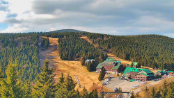 Panorama Jižní svahy, Hotel, Nástup