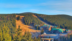 Panorama Jižní svahy, Hotel, Nástup