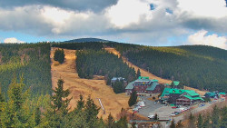 Panorama Jižní svahy, Hotel, Nástup