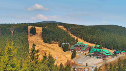 Panorama Jižní svahy, Hotel, Nástup