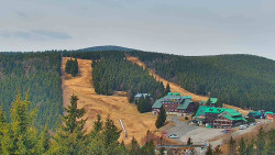 Panorama Jižní svahy, Hotel, Nástup