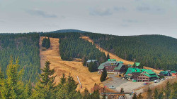 Panorama Jižní svahy, Hotel, Nástup