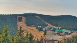 Panorama Jižní svahy, Hotel, Nástup