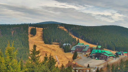 Panorama Jižní svahy, Hotel, Nástup
