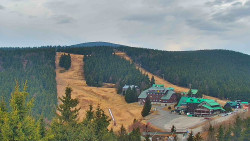 Panorama Jižní svahy, Hotel, Nástup