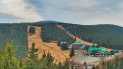 Panorama Jižní svahy, Hotel, Nástup