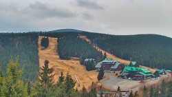 Panorama Jižní svahy, Hotel, Nástup