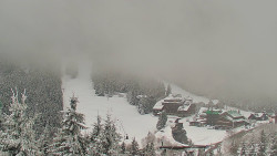 Panorama Jižní svahy, Hotel, Nástup