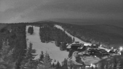 Panorama Jižní svahy, Hotel, Nástup