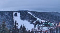 Panorama Jižní svahy, Hotel, Nástup