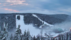 Panorama Jižní svahy, Hotel, Nástup