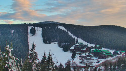 Panorama Jižní svahy, Hotel, Nástup