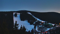 Panorama Jižní svahy, Hotel, Nástup