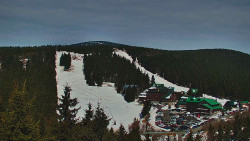 Panorama Jižní svahy, Hotel, Nástup