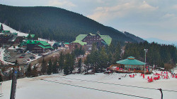 Panorama Jižní svahy, Hotel, Nástup