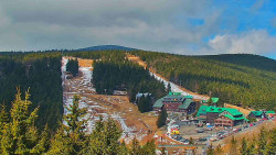 Panorama Jižní svahy, Hotel, Nástup