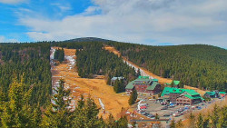 Panorama Jižní svahy, Hotel, Nástup