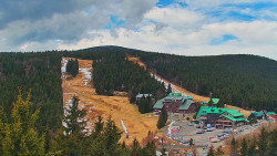 Panorama Jižní svahy, Hotel, Nástup