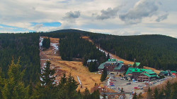 Panorama Jižní svahy, Hotel, Nástup