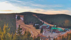Panorama Jižní svahy, Hotel, Nástup