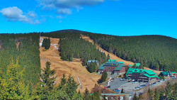 Panorama Jižní svahy, Hotel, Nástup