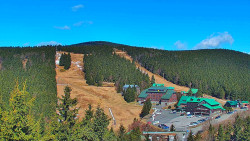 Panorama Jižní svahy, Hotel, Nástup