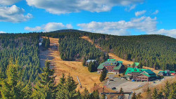 Panorama Jižní svahy, Hotel, Nástup