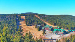 Panorama Jižní svahy, Hotel, Nástup