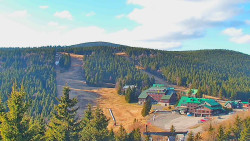 Panorama Jižní svahy, Hotel, Nástup