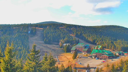 Panorama Jižní svahy, Hotel, Nástup