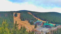 Panorama Jižní svahy, Hotel, Nástup