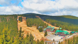 Panorama Jižní svahy, Hotel, Nástup