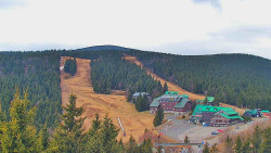 Panorama Jižní svahy, Hotel, Nástup