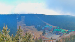 Panorama Jižní svahy, Hotel, Nástup