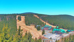 Panorama Jižní svahy, Hotel, Nástup