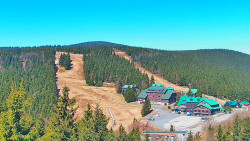 Panorama Jižní svahy, Hotel, Nástup