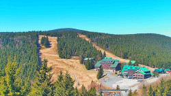 Panorama Jižní svahy, Hotel, Nástup