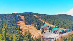 Panorama Jižní svahy, Hotel, Nástup