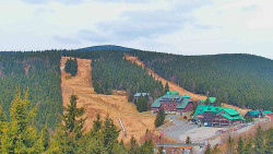 Panorama Jižní svahy, Hotel, Nástup