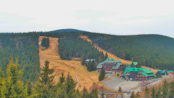 Panorama Jižní svahy, Hotel, Nástup