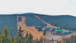 Panorama Jižní svahy, Hotel, Nástup