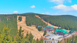 Panorama Jižní svahy, Hotel, Nástup