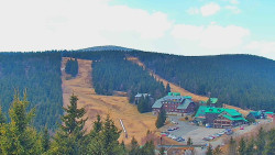 Panorama Jižní svahy, Hotel, Nástup