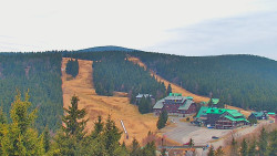Panorama Jižní svahy, Hotel, Nástup