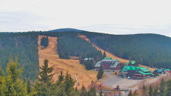 Panorama Jižní svahy, Hotel, Nástup