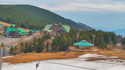 Panorama Jižní svahy, Hotel, Nástup
