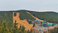 Panorama Jižní svahy, Hotel, Nástup
