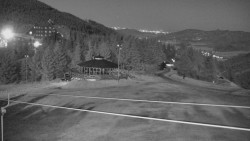 Panorama Jižní svahy, Hotel, Nástup