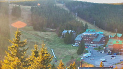 Panorama Jižní svahy, Hotel, Nástup