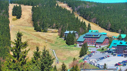 Panorama Jižní svahy, Hotel, Nástup